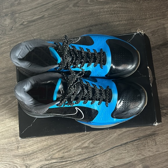 Old Kobe dark night 5 - Picture 2 of 7